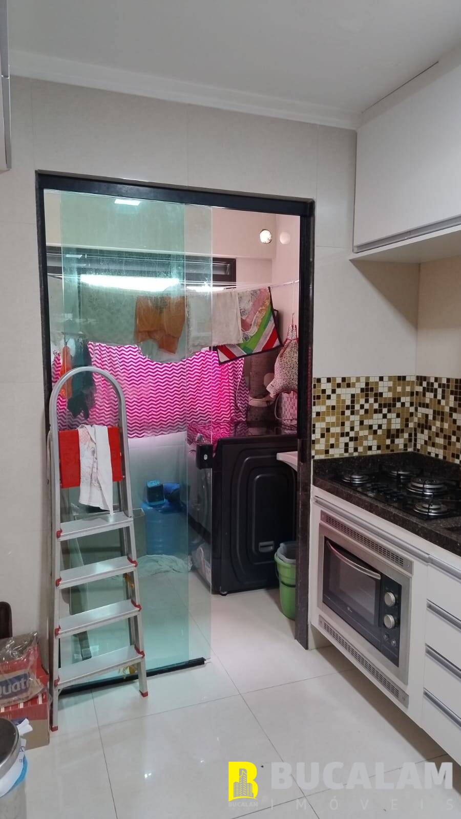 Apartamento à venda com 2 quartos, 70m² - Foto 4