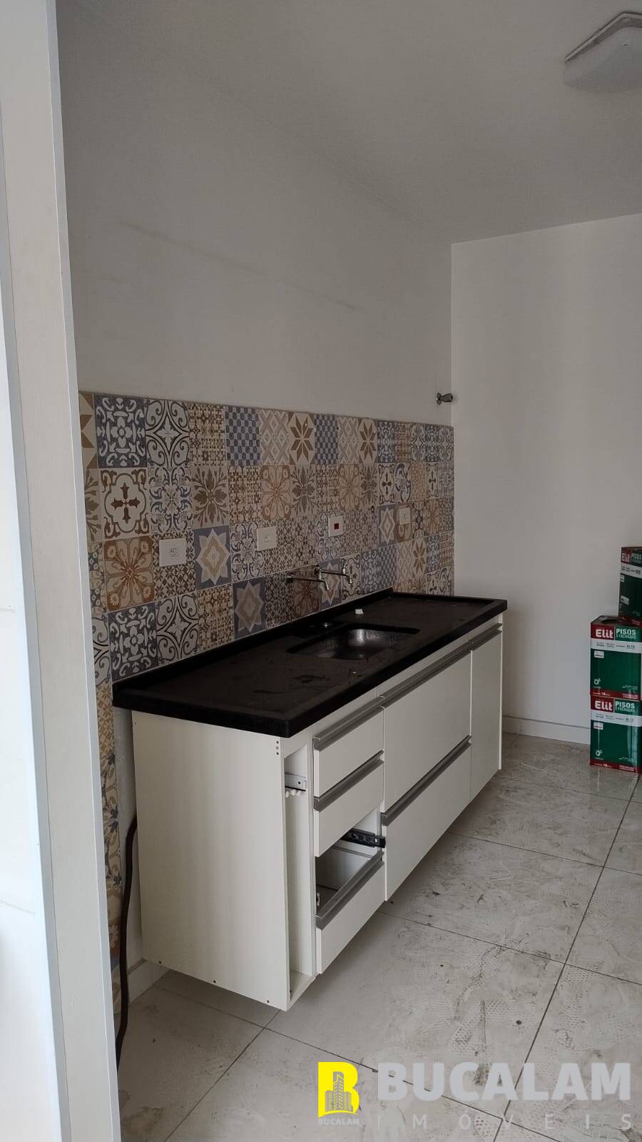 Apartamento à venda com 2 quartos, 70m² - Foto 9