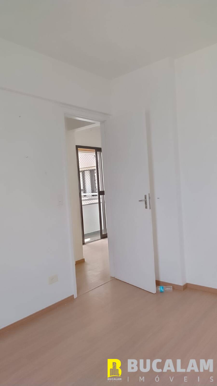 Apartamento à venda com 2 quartos, 70m² - Foto 27