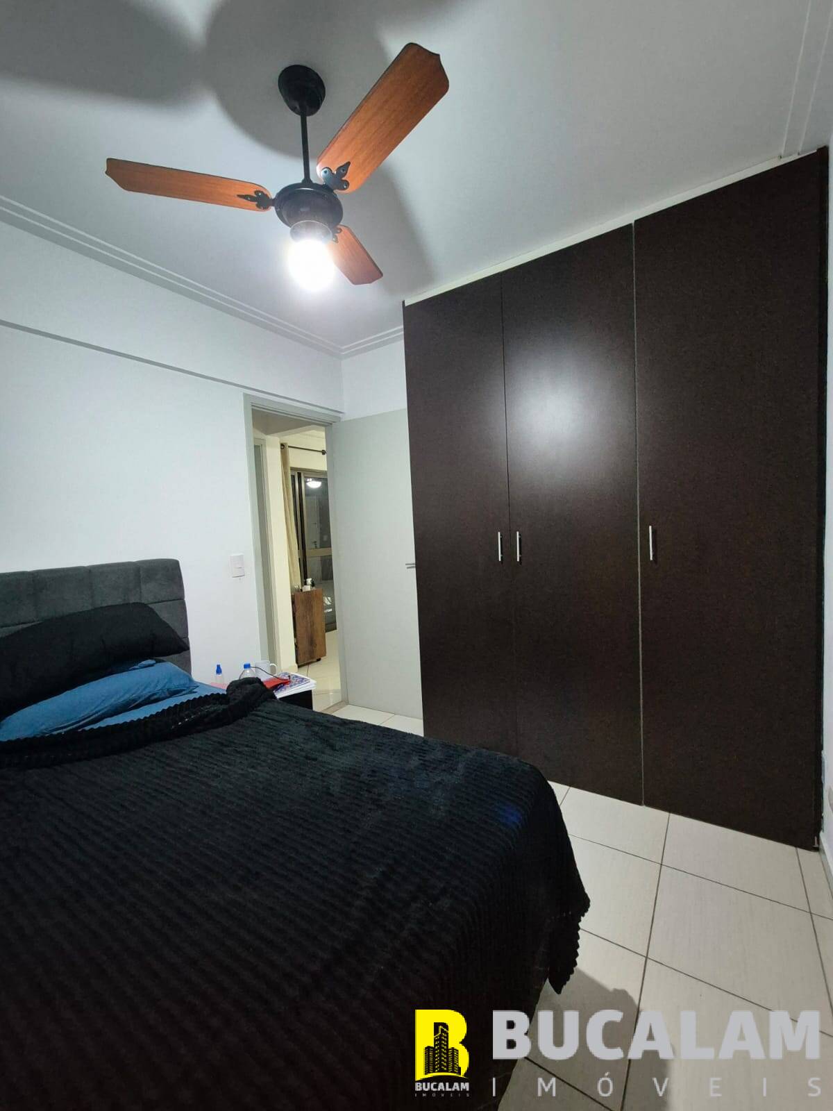 Apartamento para alugar com 2 quartos, 68m² - Foto 11