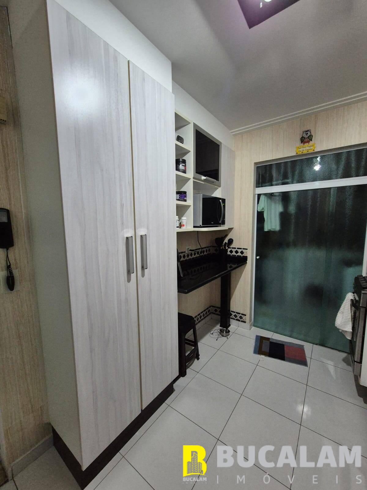 Apartamento para alugar com 2 quartos, 68m² - Foto 9