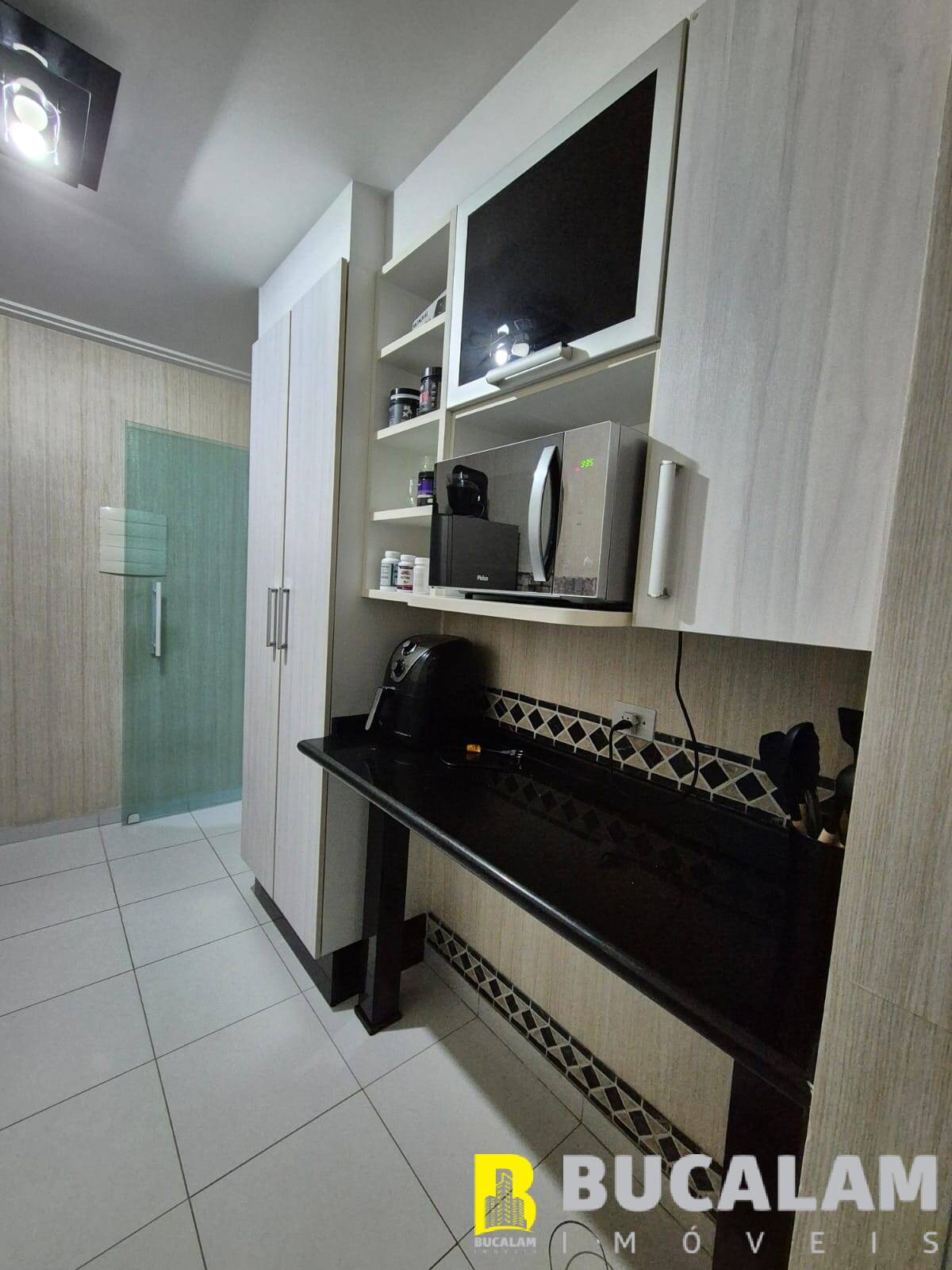 Apartamento para alugar com 2 quartos, 68m² - Foto 8