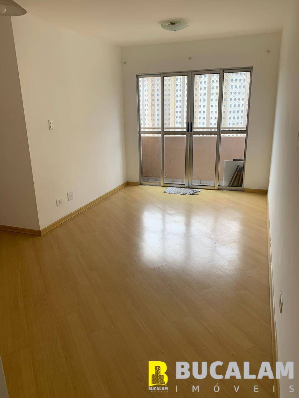 Apartamento à venda com 3 quartos, 65m² - Foto 4