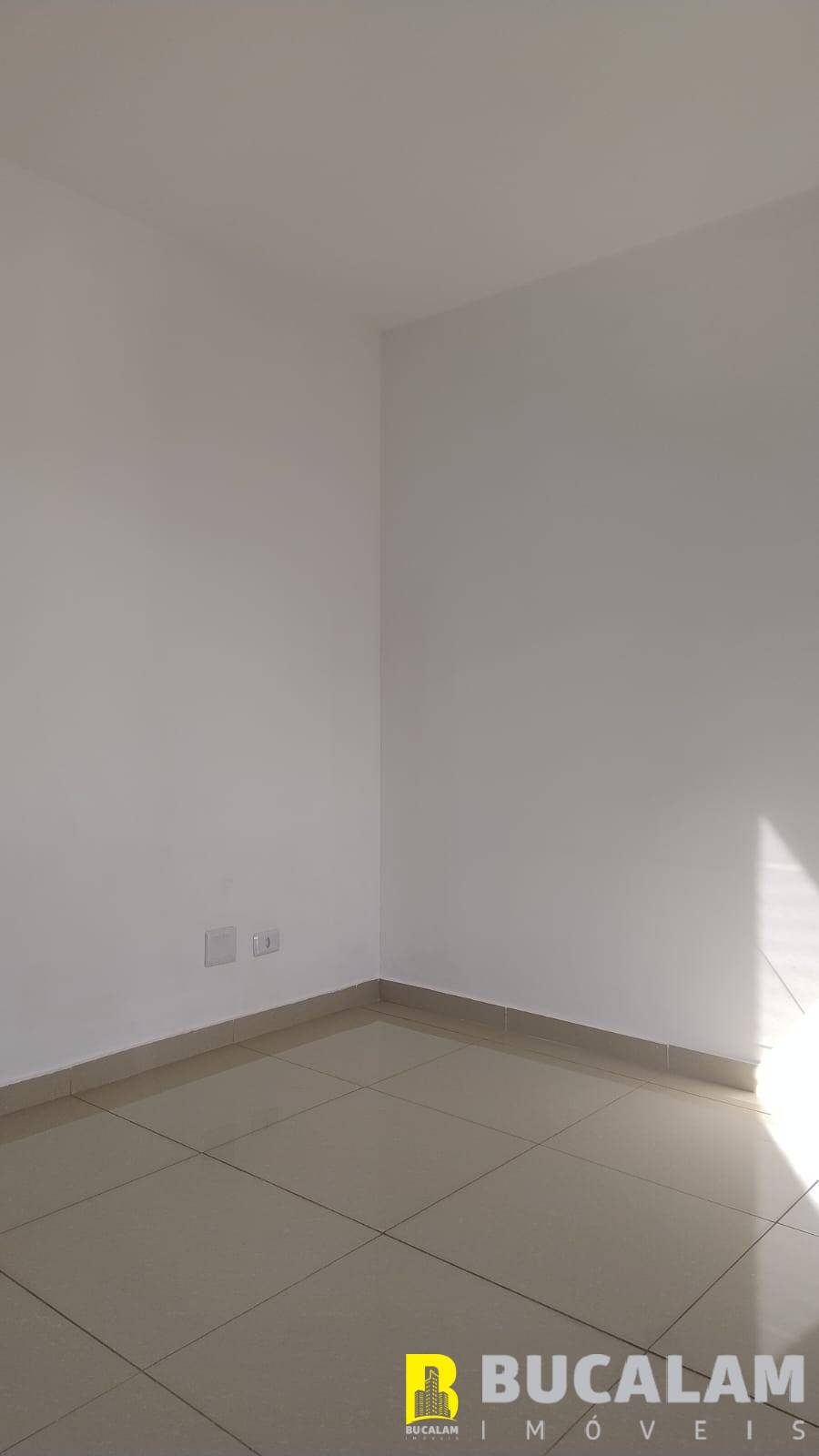 Apartamento para alugar com 2 quartos, 68m² - Foto 9