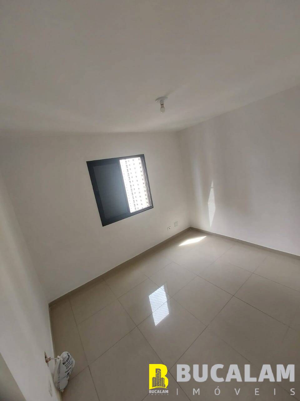 Apartamento à venda com 3 quartos, 76m² - Foto 10