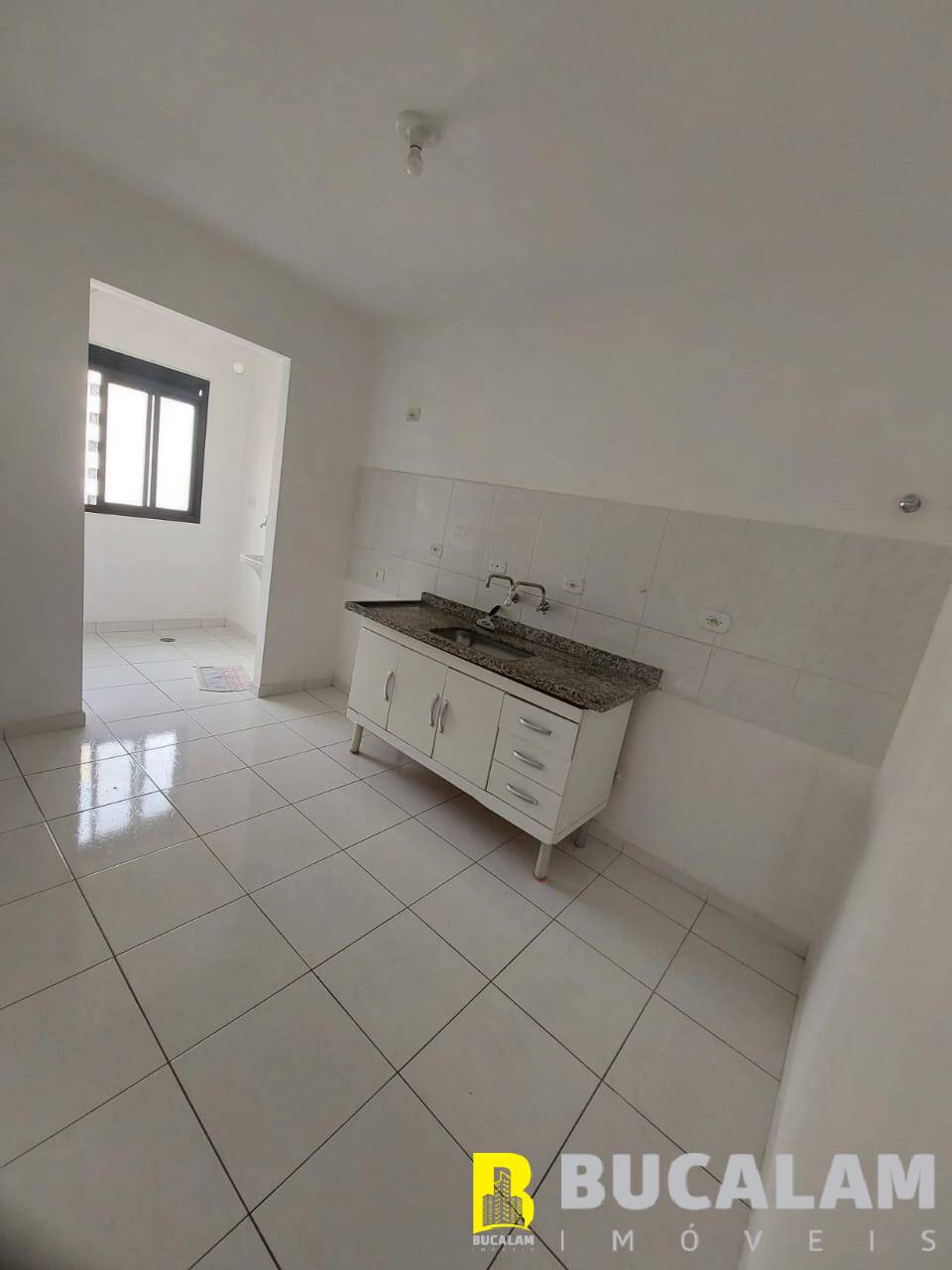 Apartamento à venda com 3 quartos, 76m² - Foto 7