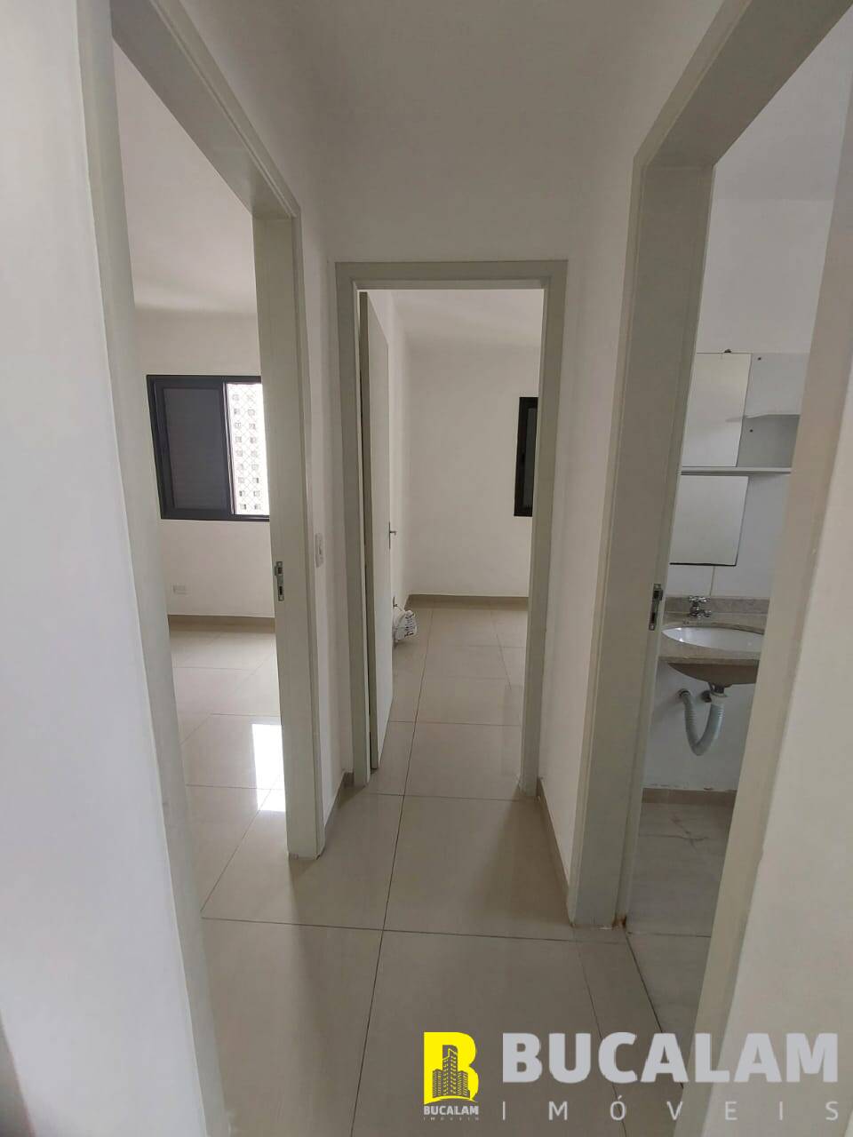 Apartamento à venda com 3 quartos, 76m² - Foto 11