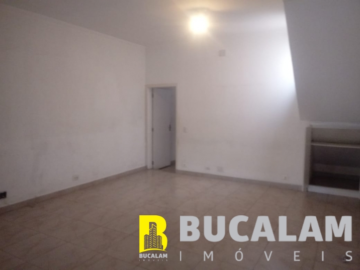 Casa à venda com 2 quartos, 250m² - Foto 5