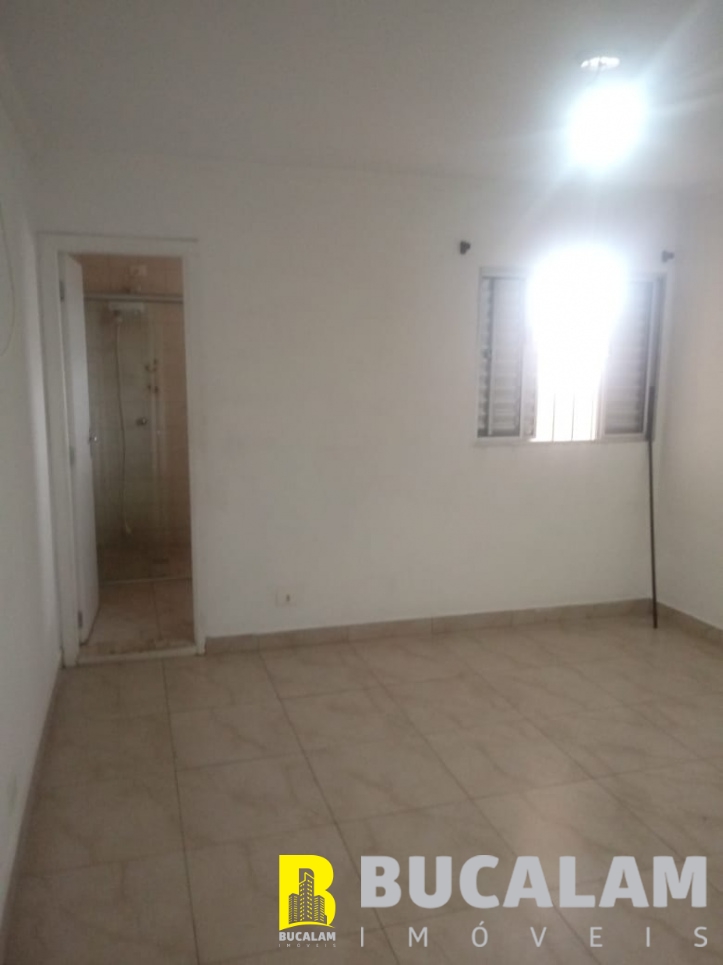 Casa à venda com 2 quartos, 250m² - Foto 6