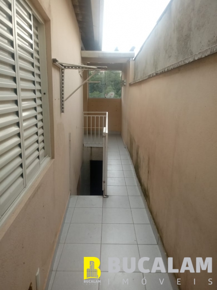 Casa à venda com 2 quartos, 250m² - Foto 21